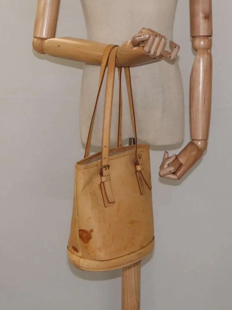 Louis Vuitton Nomad Leather Bucket Pm Shoulder Bag Beige